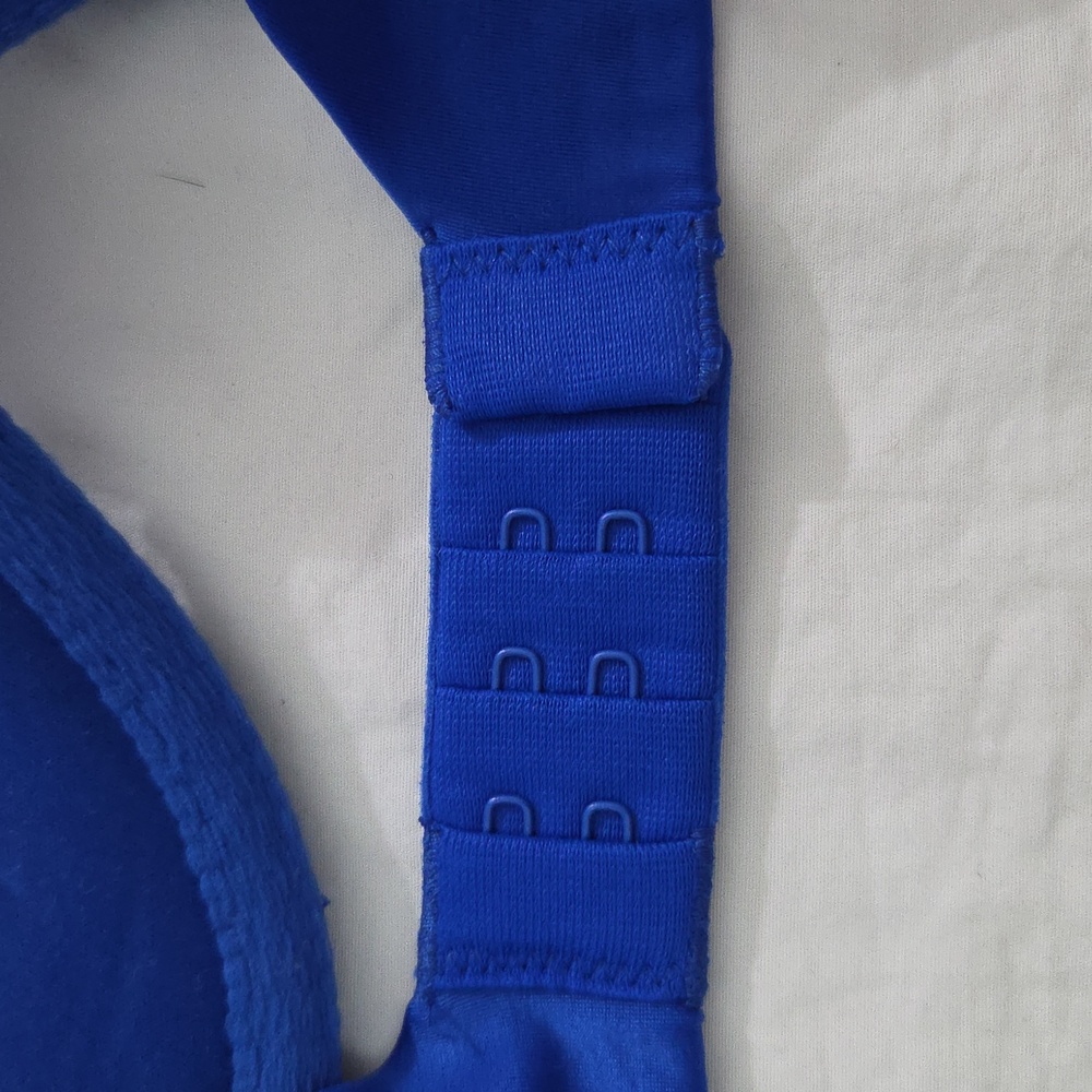 VICTORIA'S SECRET Bold Blue Bra🧿 - Picture 5 of 5